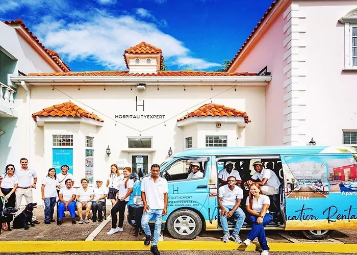 Hospitality Expert Bts 10br Pool Chef * Montego Bay