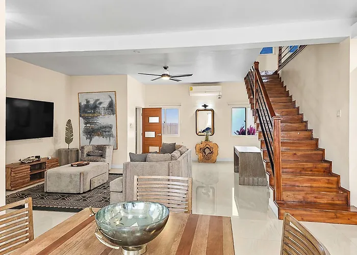 Villa Hospitality Expert Bts 10br Pool Chef Montego Bay